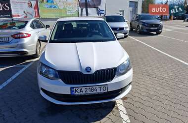 Хэтчбек Skoda Fabia 2017 в 
