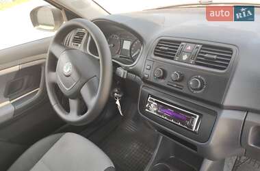 Хетчбек Skoda Fabia 2009 в 