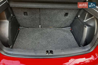 Хэтчбек Skoda Fabia 2011 в 