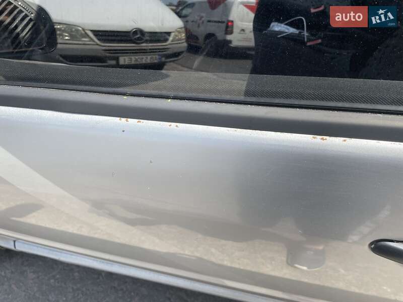 Седан Skoda Fabia 2006 в Києві