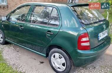 Хэтчбек Skoda Fabia 2002 в 