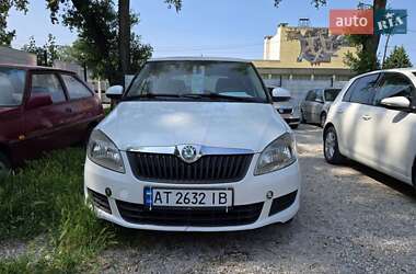 Хэтчбек Skoda Fabia 2010 в Каменском