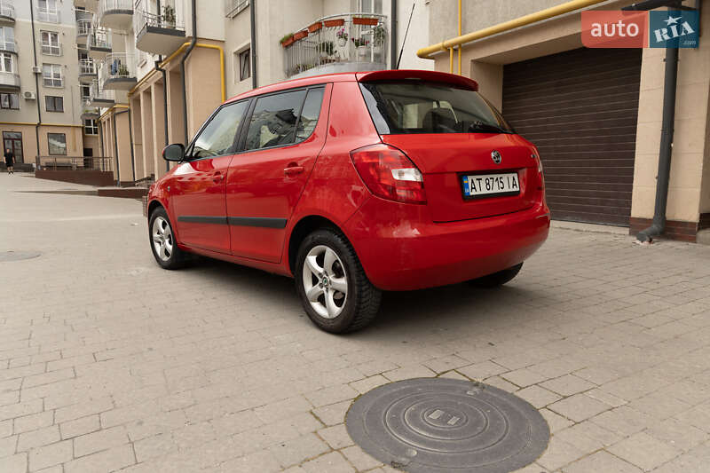 Хэтчбек Skoda Fabia 2009 в Ивано-Франковске
