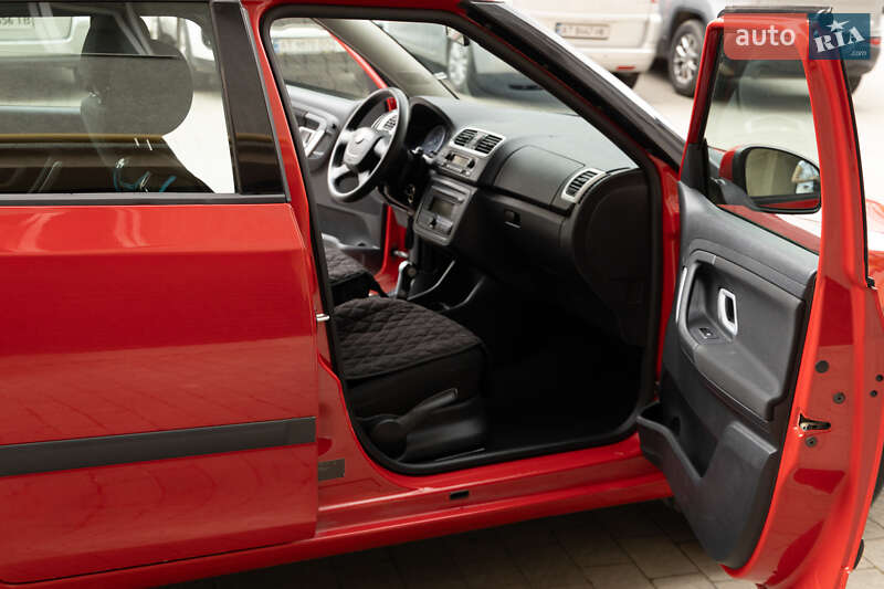 Хэтчбек Skoda Fabia 2009 в Ивано-Франковске