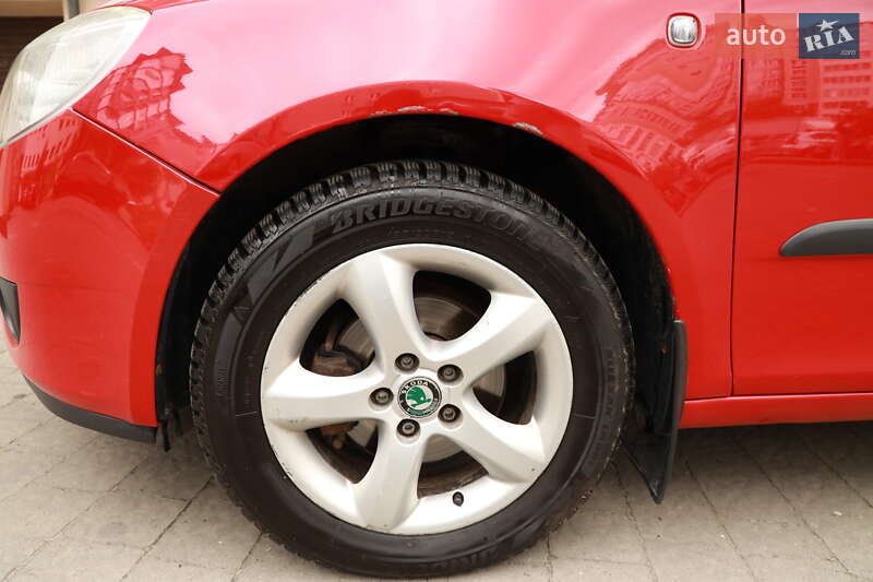 Хэтчбек Skoda Fabia 2009 в Ивано-Франковске