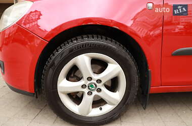 Хэтчбек Skoda Fabia 2009 в 