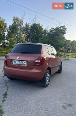 Хетчбек Skoda Fabia 2007 в 