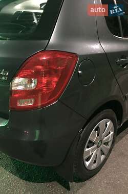 Хэтчбек Skoda Fabia 2008 в 