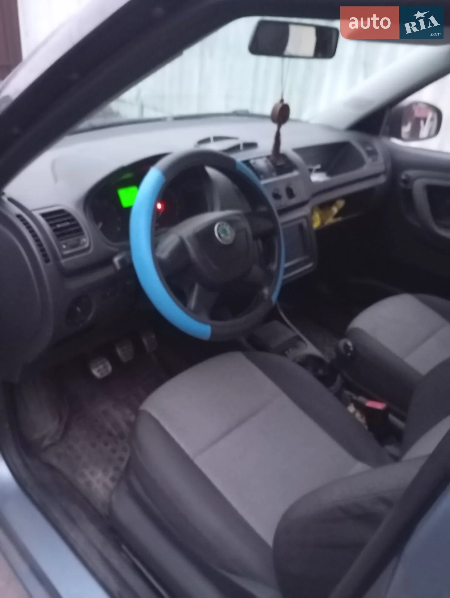 2010 Skoda Fabia - мініатюра 7