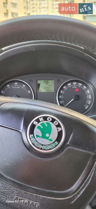 Хэтчбек Skoda Fabia 2010 в Одессе