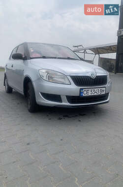 Хэтчбек Skoda Fabia 2011 в Черновцах
