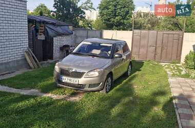 Хэтчбек Skoda Fabia 2012 в Харькове