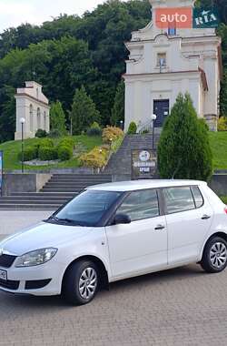 Хэтчбек Skoda Fabia 2010 в Львове