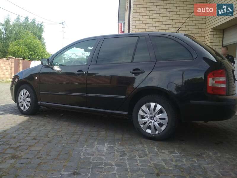 Універсал Skoda Fabia 2006 в Луцьку