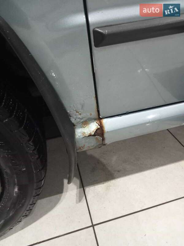 Універсал Skoda Fabia 2002 в Ізмаїлі