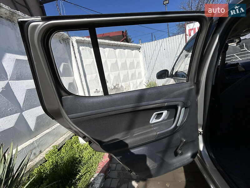 Хэтчбек Skoda Fabia 2008 в Черновцах фото 19 Хэтчбек Skoda Fabia 2008 в Черновцах