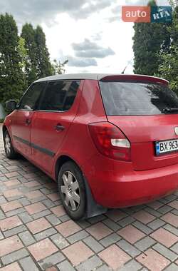 Хэтчбек Skoda Fabia 2007 в 