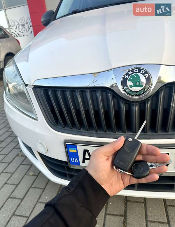 Універсал Skoda Fabia 2010 в Хусті