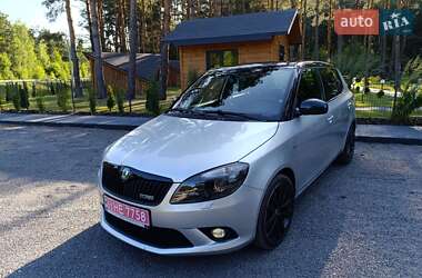 Хэтчбек Skoda Fabia 2011 в Луцке