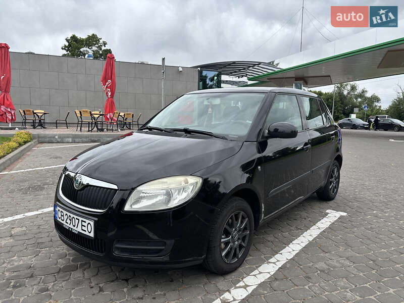 Хэтчбек Skoda Fabia 2007 в Чернигове
