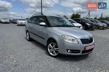 Универсал Skoda Fabia 2010 в Ровно