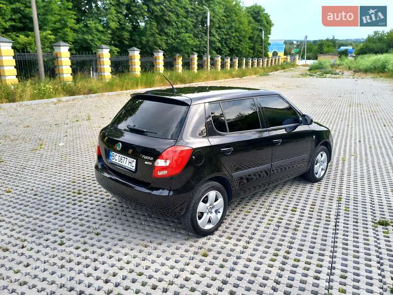 Хэтчбек Skoda Fabia 2011 в Киеве фото 18 Хэтчбек Skoda Fabia 2011 в Киеве
