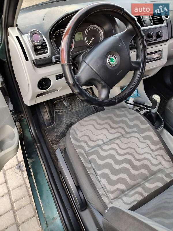 Хэтчбек Skoda Fabia 2008 в Павлограде