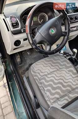 Хэтчбек Skoda Fabia 2008 в 