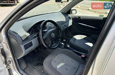Универсал Skoda Fabia 2004 в 