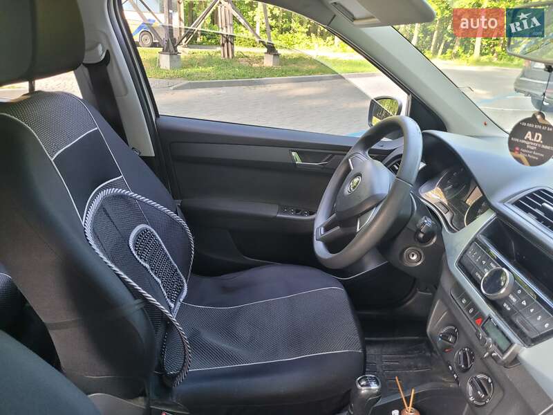 Універсал Skoda Fabia 2015 в Львові