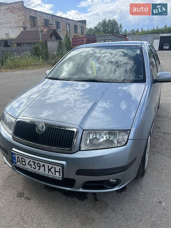 Хэтчбек Skoda Fabia 2006 в Гнивани