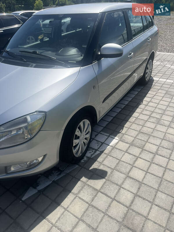 Универсал Skoda Fabia 2013 в Винниках