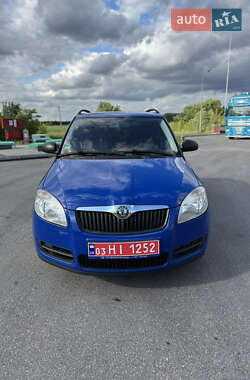 Універсал Skoda Fabia 2009 в Полтаві