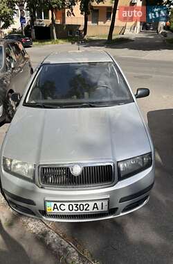 Седан Skoda Fabia 2005 в Киеве