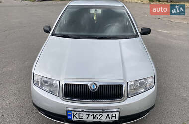 Хэтчбек Skoda Fabia 2001 в Днепре