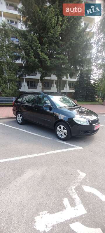 Универсал Skoda Fabia 2009 в 