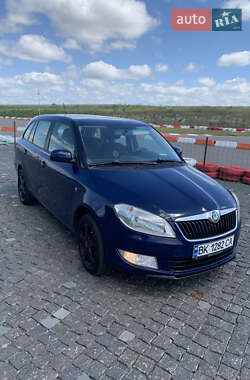 Универсал Skoda Fabia 2012 в Ровно