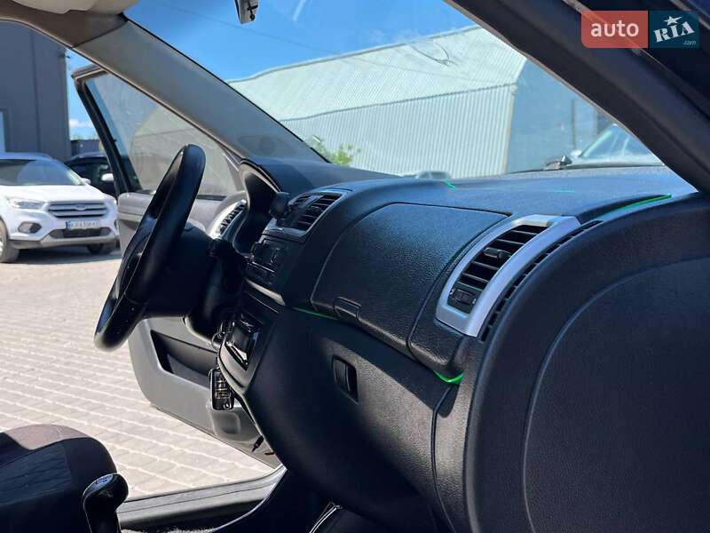 Універсал Skoda Fabia 2008 в Львові