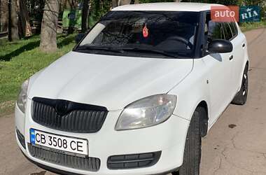 Хетчбек Skoda Fabia 2008 в Новгород-Сіверському
