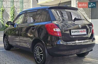 Хэтчбек Skoda Fabia 2007 в 