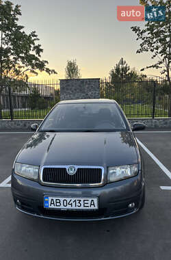 Седан Skoda Fabia 2006 в Києві