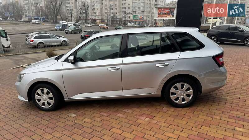 Універсал Skoda Fabia 2016 в Хмельницькому