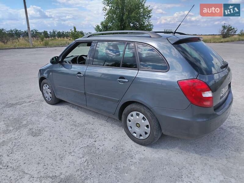 Универсал Skoda Fabia 2009 в Кривом Роге
