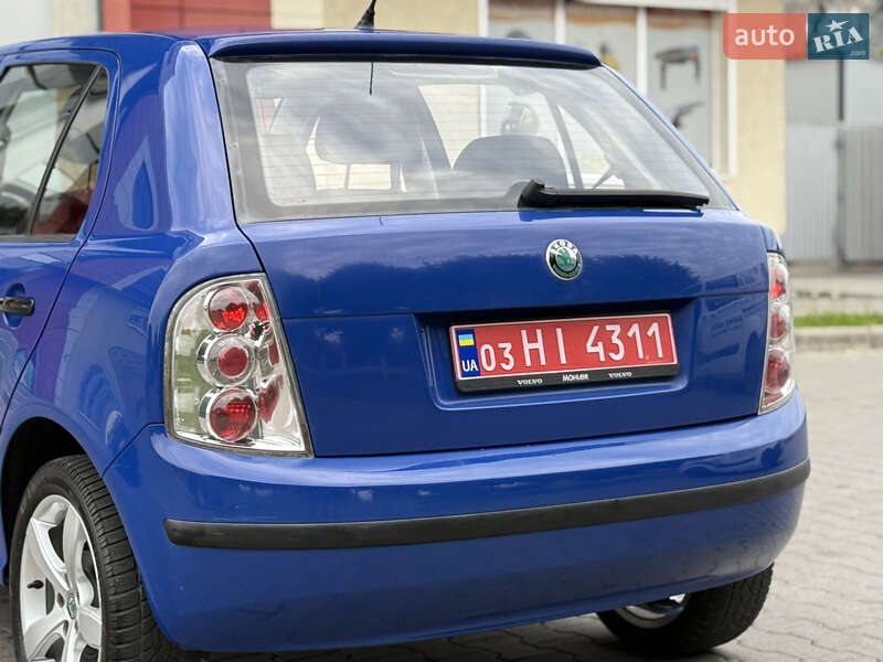 Хэтчбек Skoda Fabia 2005 в Староконстантинове