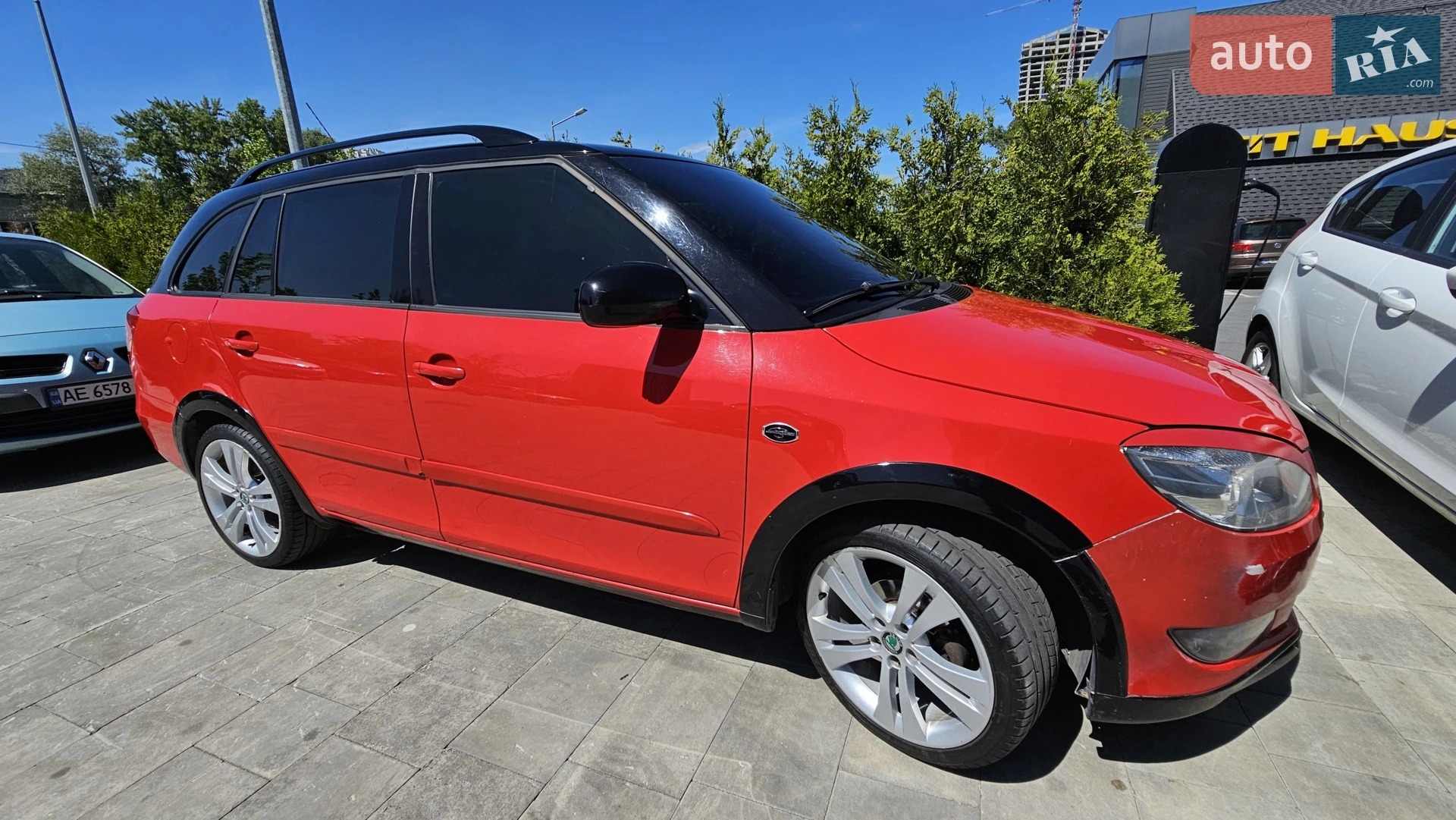 2012 Skoda Fabia - мініатюра 3