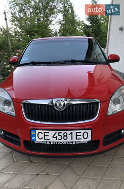 Хэтчбек Skoda Fabia 2008 в Малинцах