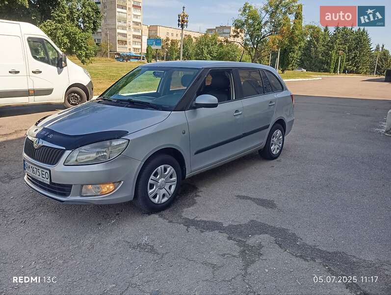 Універсал Skoda Fabia 2012 в Рівному