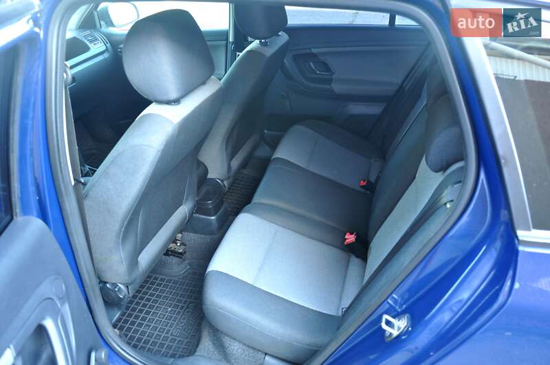 Універсал Skoda Fabia 2013 в Львові