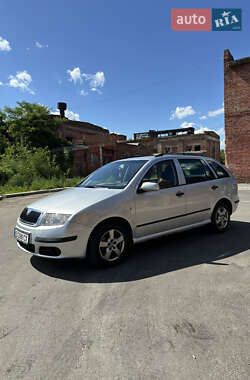 Универсал Skoda Fabia 2006 в Чернигове