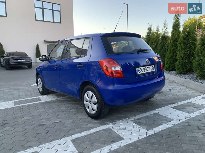 Хетчбек Skoda Fabia 2009 в Рівному